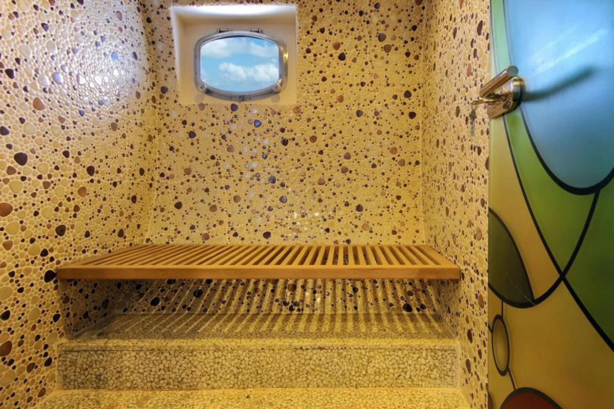 Dragon Fly cabin 3
