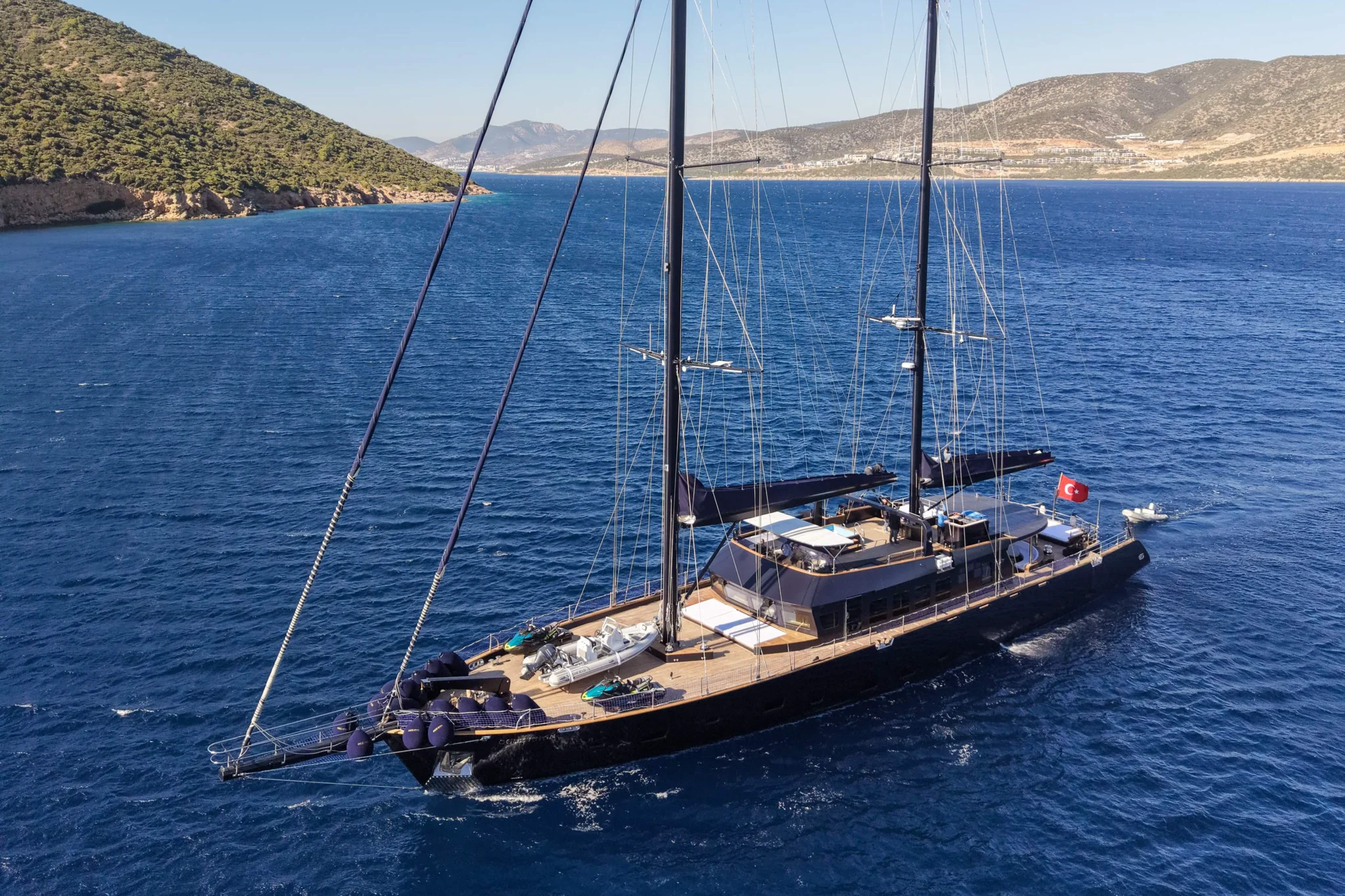 OGUZ KHAN yacht